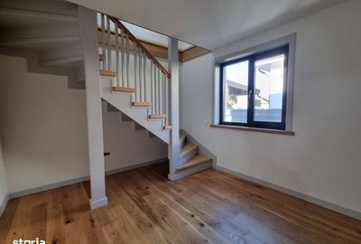 Casă cu 5 camere cu Canalizare în Central