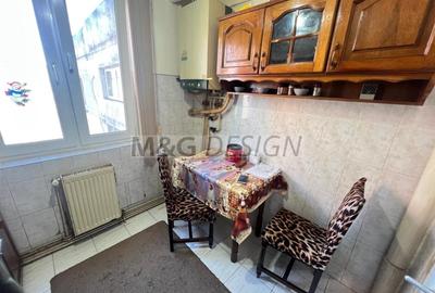 Apartament cu 3 camere decomandat în Dâmbovița - 3
