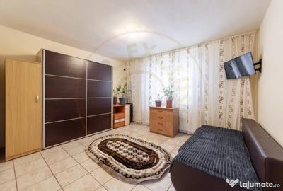 Casă cu 5 camere cu Teren 1044 Mp în Căteasca - 2