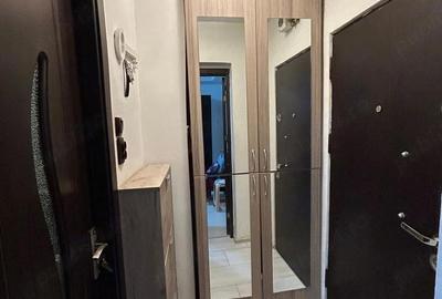 Garsonieră semidecomandată în CET - 3