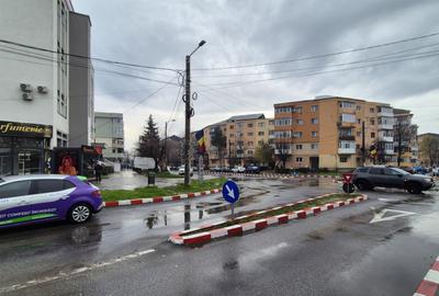 Spa?iu comercial, in Tg. Jiu, str. 1 Decembrie 1918 - 1