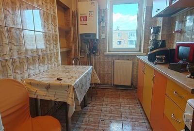 Apartament cu 2 camere semidecomandat în Trivale - 3