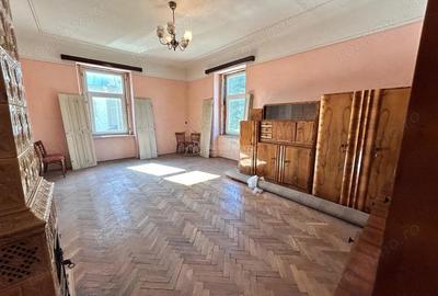 Apartament cu 3 camere semidecomandat în Central - 6