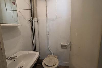 Apartament cu 3 camere decomandat în Micro 16 - 1