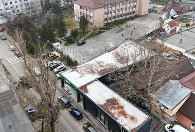 Investitie SLOBOZIE piață mare spațiu comercial + teren; PROPRIETAR - 1