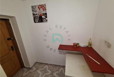 Birou, de 50 mp, în Calea București - 5