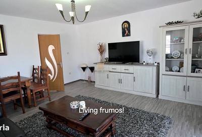 Casă cu 5 camere cu Teren 2396 Mp în Preutești - 17