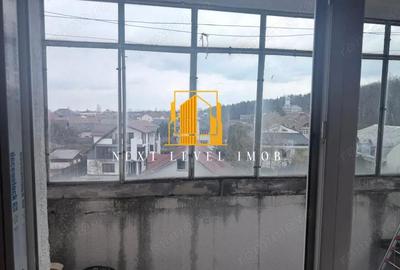 Apartament cu 3 camere decomandat în Găvana