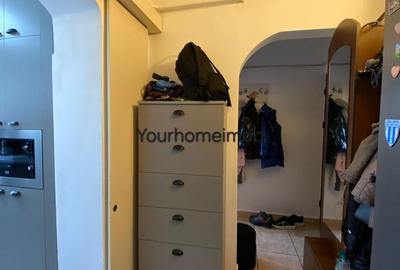 Apartament cu 3 camere semidecomandat în Craiovița Nouă - 4