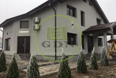 Casă individuală cu 7 camere cu Canalizare în Cârcea - 1