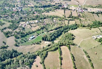 Teren intravilan, priveliste deosebita - 25