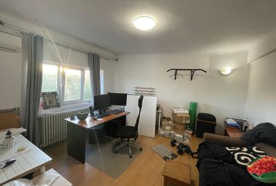 Garsoniera vis-a-vis de Palatul Cotroceni Garsoniera vis-a-vis de Palatul Cotroceni - 1