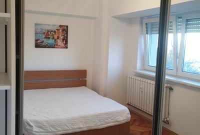 Apartament cu 3 camere decomandat în Unirii - 2