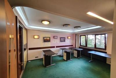 Apartament cu 3 camere decomandat în Central - 17