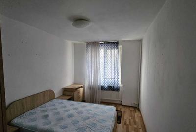 Apartament cu 2 camere decomandat, mobilat în Titan