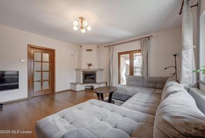 Vila Impresionanta in Tunari - Spatiu, Confort si Eleganta! - 3