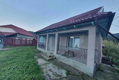 Casă cu Teren 2600 Mp în Crăcăoani - 5
