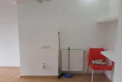 Spațiu comercial, de 15 mp, în Tineretului - 4