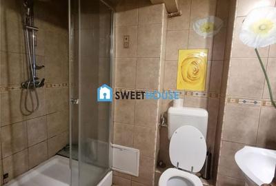Apartament cu 3 camere în Central - 1