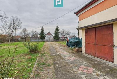 Casă cu 7 camere cu Teren 2703 Mp în Mașloc - 11