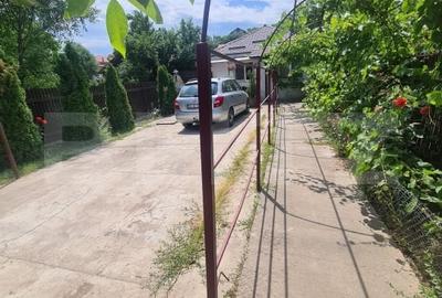 Casă individuală cu 3 camere cu Teren 300 Mp în Alexandru cel Bun - 2