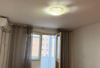 Apartament cu 2 camere decomandat în Drumul Taberei