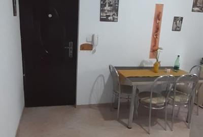 Garsonieră, mobilată în Central