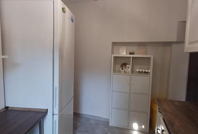 Casă cu 3 camere cu Canalizare în Ultracentral - 4