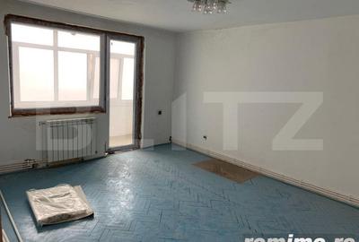 Apartament cu 4 camere decomandat, mobilat în Cetate - 3
