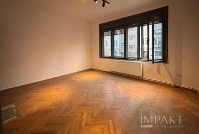 Apartament cu 4 camere decomandat în Ultracentral