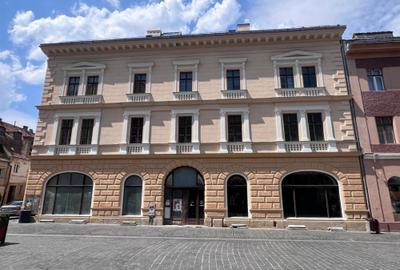 Spatiu comercial de inchiriat pe Strada Republicii 53, Brasov - 1