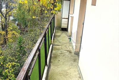 Apartament cu 3 camere semidecomandat în Micro 3 - 2