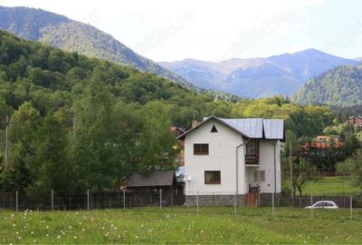 Casă cu 5 camere cu Teren 396 Mp în Cheia - 10
