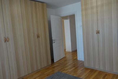 Apartament cu 3 camere decomandat, mobilat în P-ța Muncii - 11