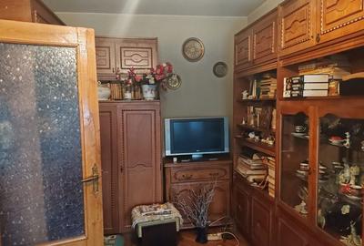 Apartament cu 4 camere decomandat în Central - 3