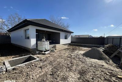 Casă cu 3 camere cu Canalizare în Valu lui Traian - 4