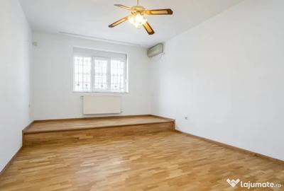 Casă cu 7 camere cu Teren 280 Mp în 1 Mai - 1