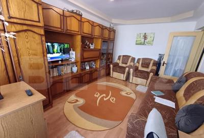 Apartament cu 2 camere, 51 mp, decomandat, zona Lic Ecaterin - 5