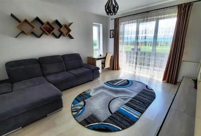 Apartament cu 2 camere decomandat, mobilat în Avantgarden