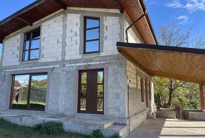 Casă cu 3 camere în Dărmănești - 5
