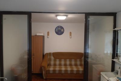 Spațiu comercial, de 52 mp, în 1 Mai - 11