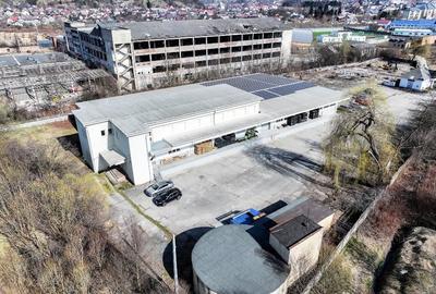 Spațiu industrial, de 2,581 mp, în Central - 2