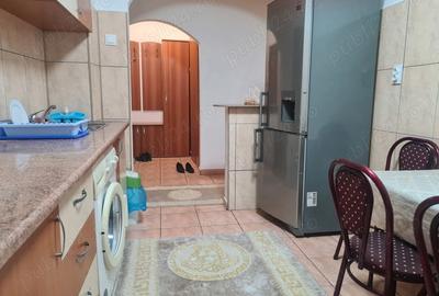 Apartament cu 3 camere decomandat în Tomis Nord - 2