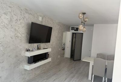 Apartament cu 3 camere decomandat în Central - 2