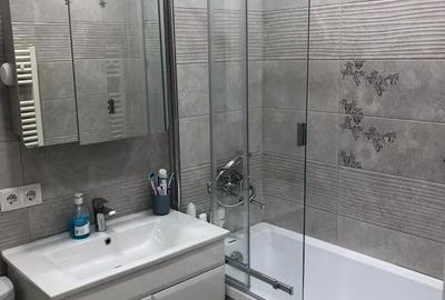 Garsonieră decomandată în P-ța Universității - 2