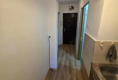 Garsonieră decomandată în Central - 1