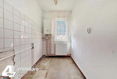 Apartament 2 camere+boxa,60 mp, Calea Romanilor-Boul Rosu cu termoteca Apartament 2 camere+boxa,60 mp, Calea Romanilor-Boul Rosu cu termoteca - 4