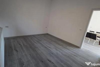 Casă cu 3 camere cu Teren 1890 Mp în Central - 12