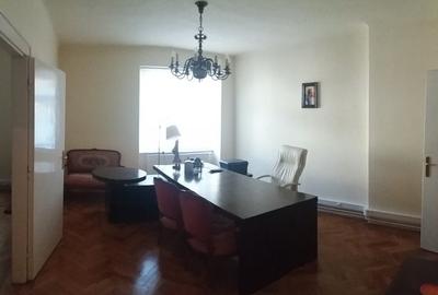 Spatiu comercial de inchiriat in Piata Mica Sibiu Spatiu comercial de inchiriat in Piata Mica Sibiu - 2