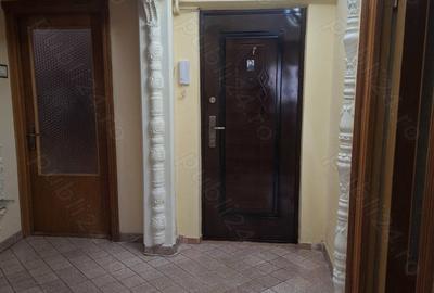 Apartament cu 3 camere decomandat în Obor - 5